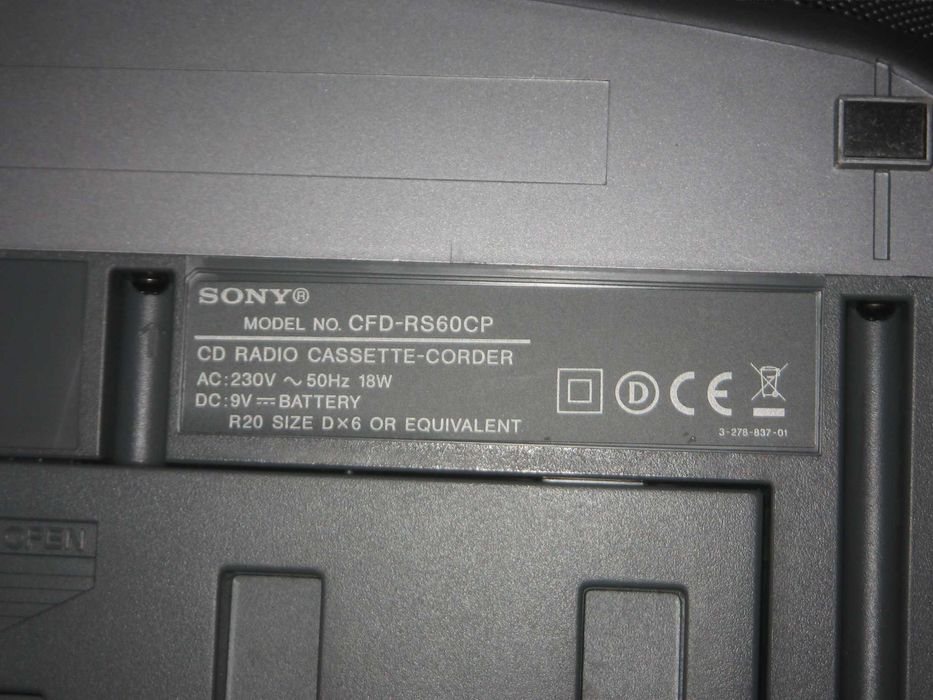 Radioodtwarzacz boombox Sony, 2 usterki