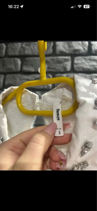 Biały sweter damski (OPIS!)