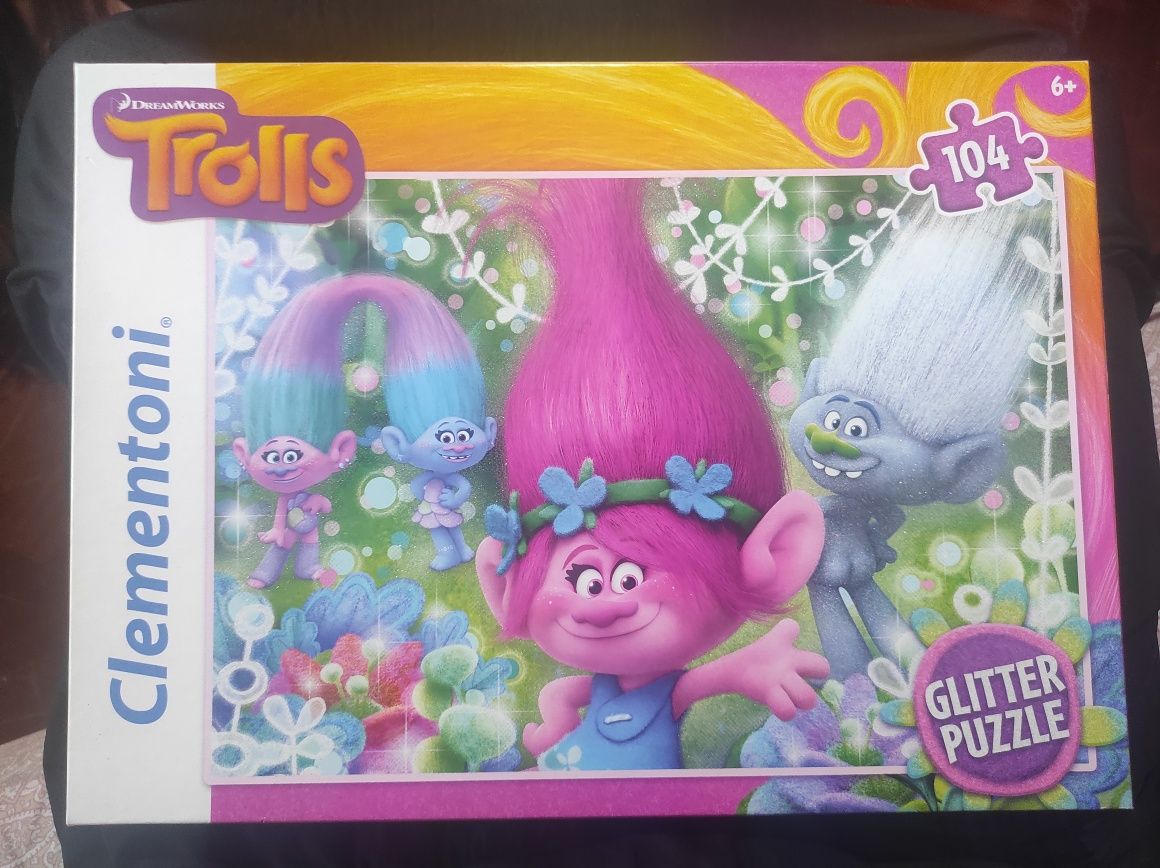 Trolls glitter puzzle