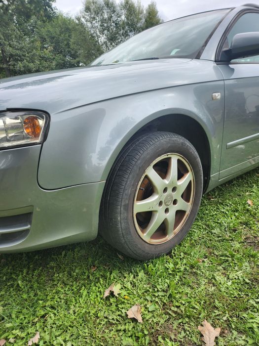 Przod audi a4 B7 diesel 140 km lakier LY7G