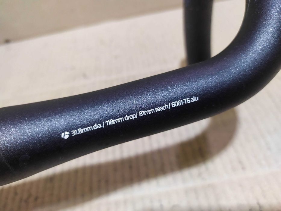 Руль Bontrager шоссейный 31.8, 38см