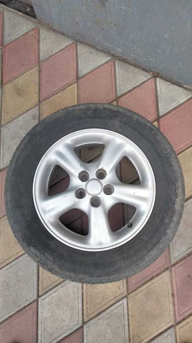 Диски Toyota c резиной