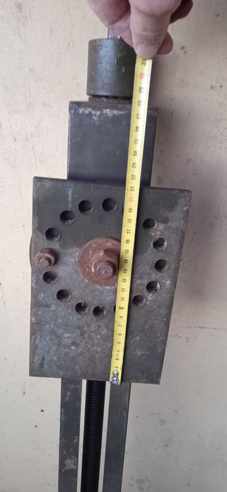 Підйомник-перекидувач гвинтовий