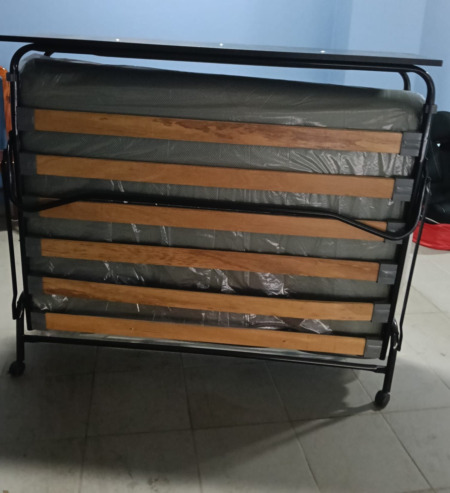 Divã cama desdobrável