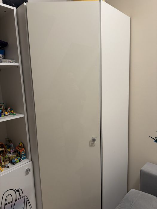 Szafa narozna mlodziezowa