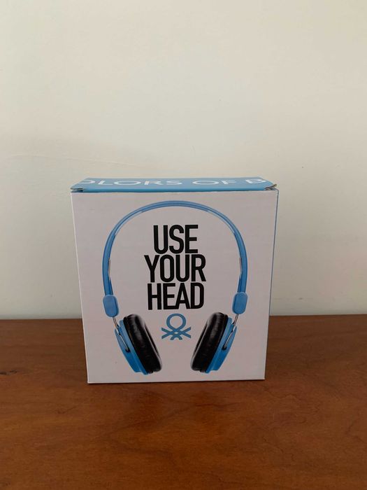 Auscultadores Benetton