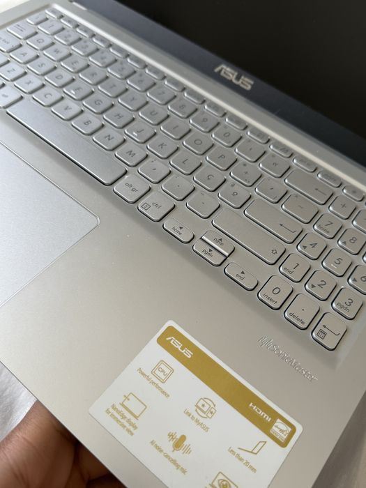 Portatil Asus F515EA