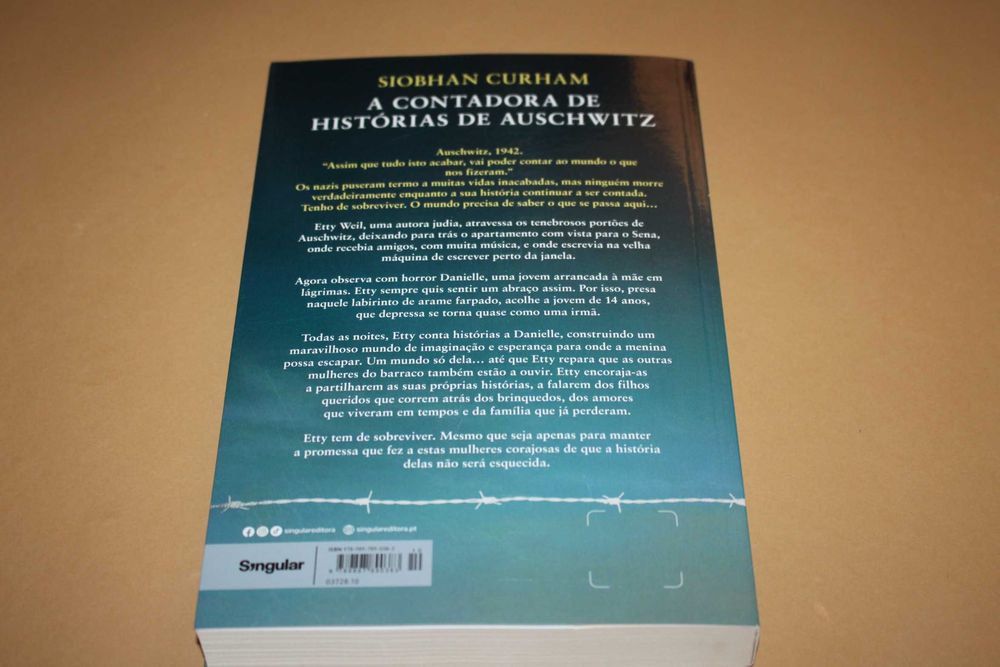 A Contadora de Histórias de Auschwitz//Siobhan Curham
