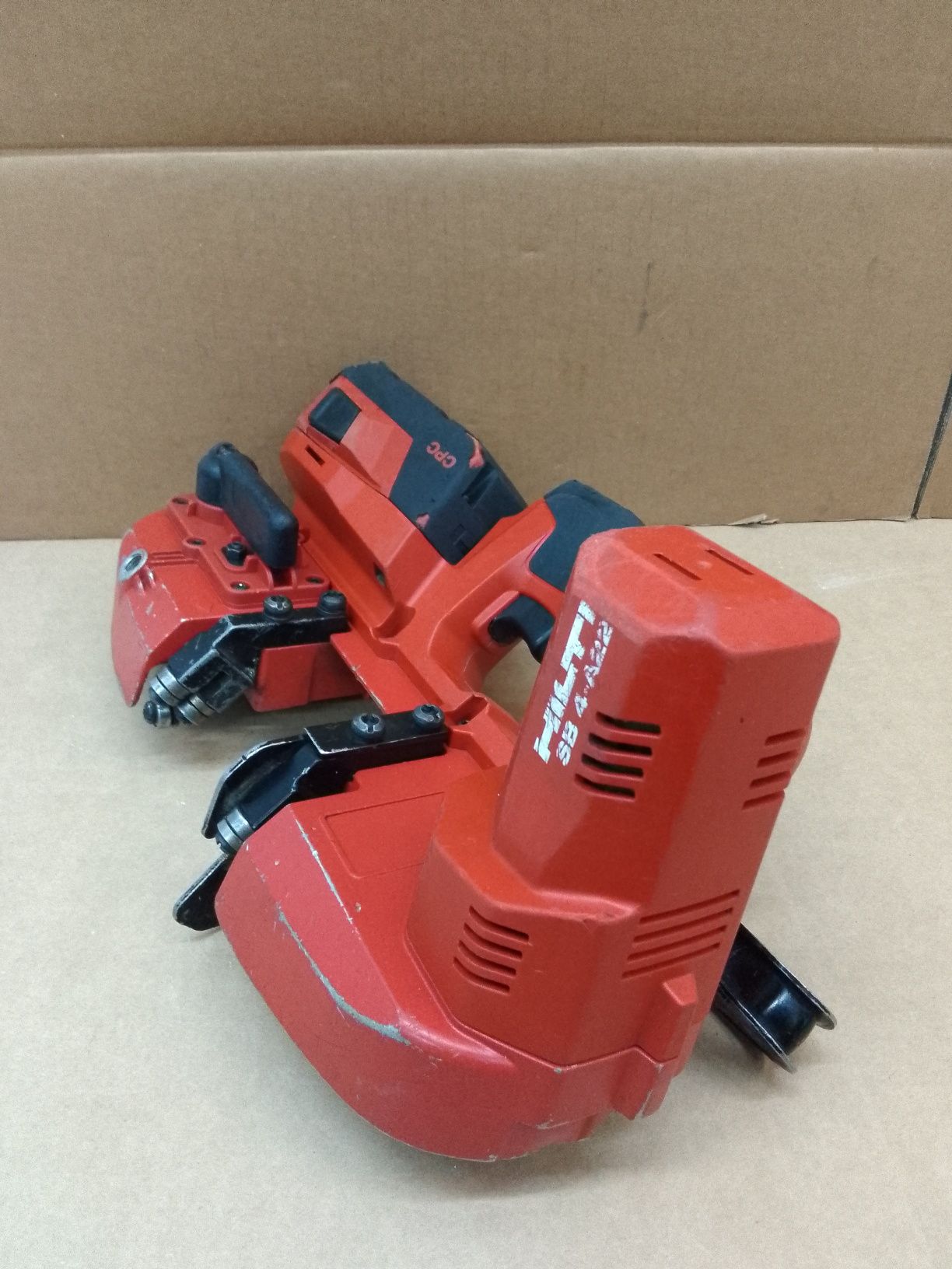 Hilti SB 4-A22 Piła Pilarka Taśmowa 63,5mm 4.0Ah 2020.11