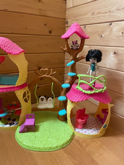 Mattel Enchantimals, Leśny domek, zestaw z figurkami