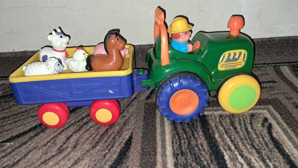 Продам музикальний трактор