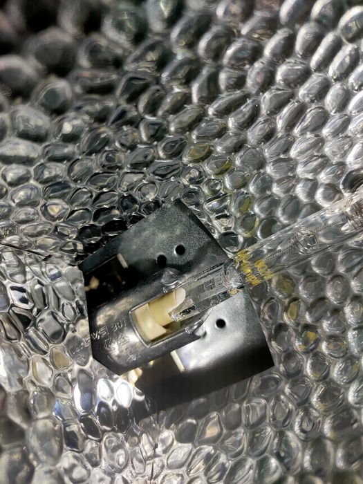 Hermetyczna lampa halogenowa żarnikowa 200w