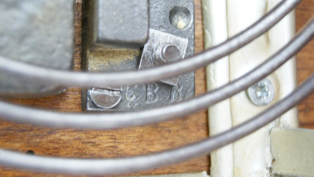 235 Zegar wiszący mechaniczny Carl Werner antyk