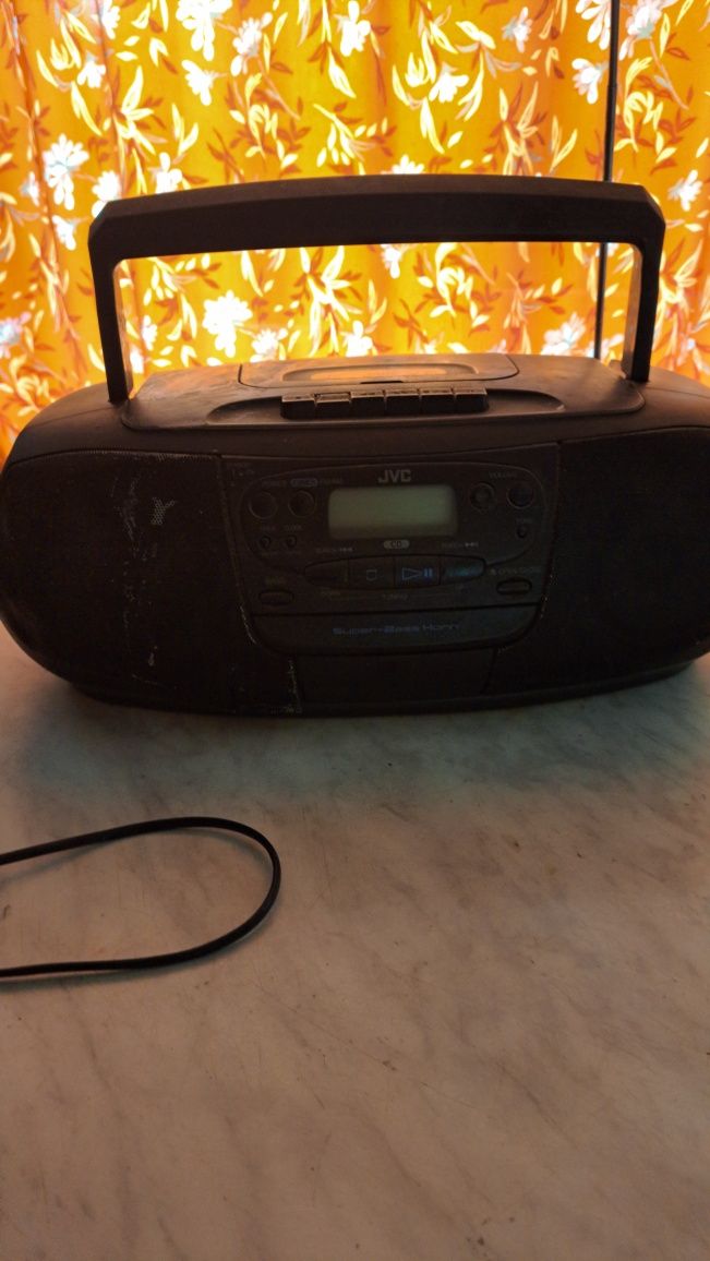Магнітола JVC sistem RC-QS11 переносна