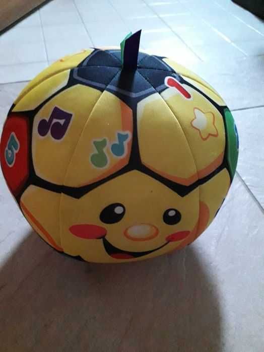 Jogo da Imaginarium e bola didática fisherprice