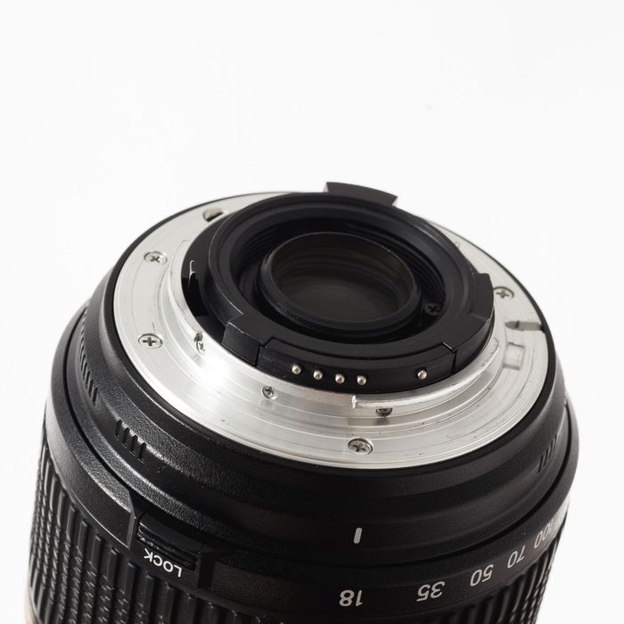 Об'єктив Tamron AF 18-250mm F/3.5-6.3 DI-II A18 для Nikon