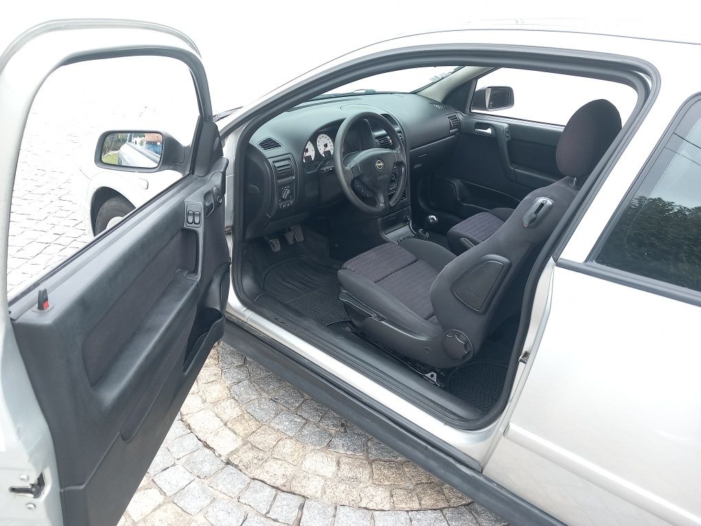 Opel astra gasolina