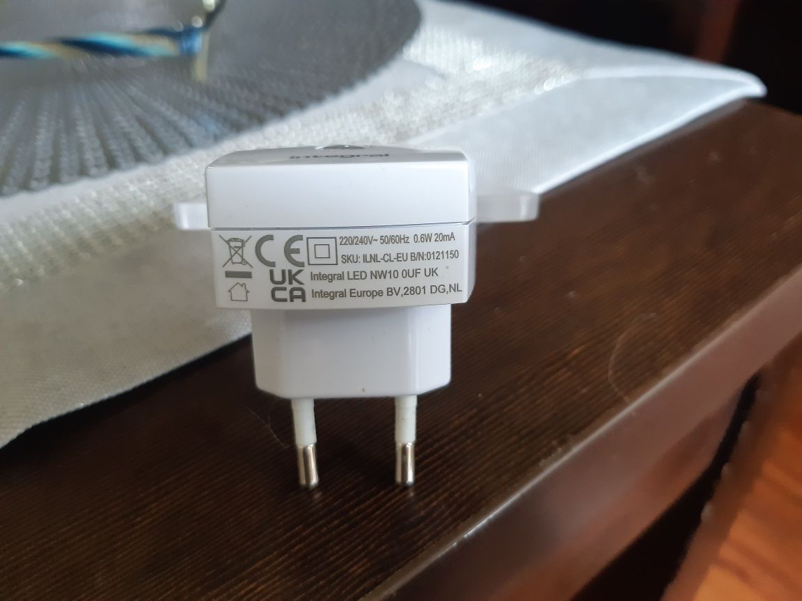 Lampka z czujnikiem zmierzchu Integral