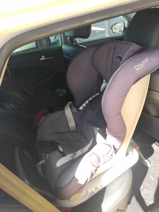 Cadeira auto Britax Römer Max-Fix II Rear Facing até 4 anos
A
