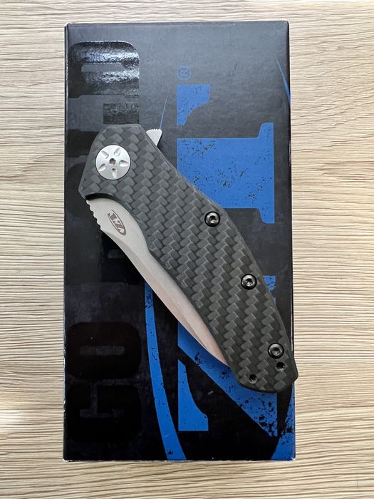 Nóż ZT 0770CF Carbon