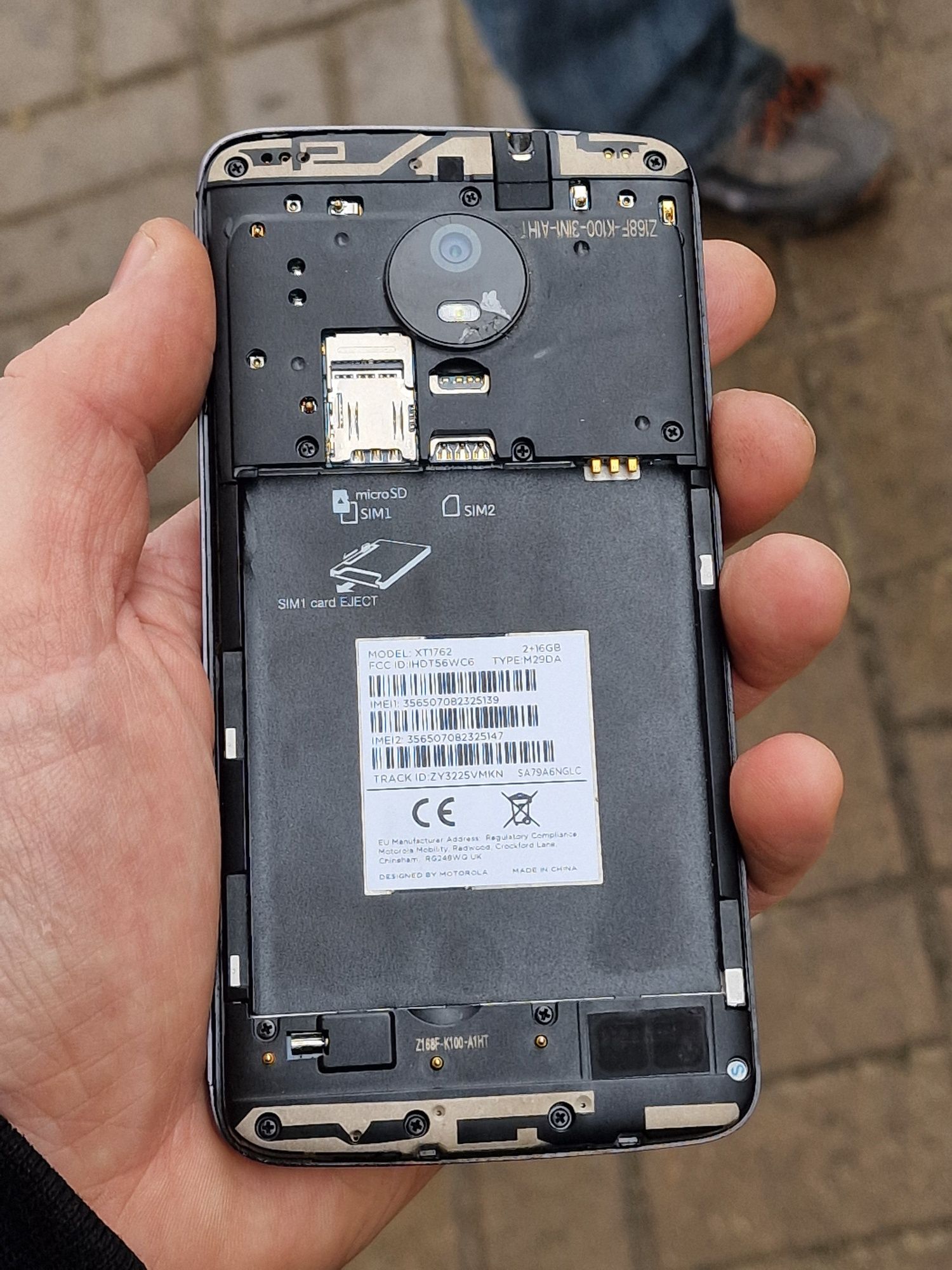 Motorola E4 (  2/16Gb ) 4G LTE