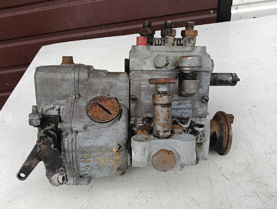 Pompa Wtryskowa Zetor 3011 Zetor Major Majorek KPL Stan NIEZNANY Wysył