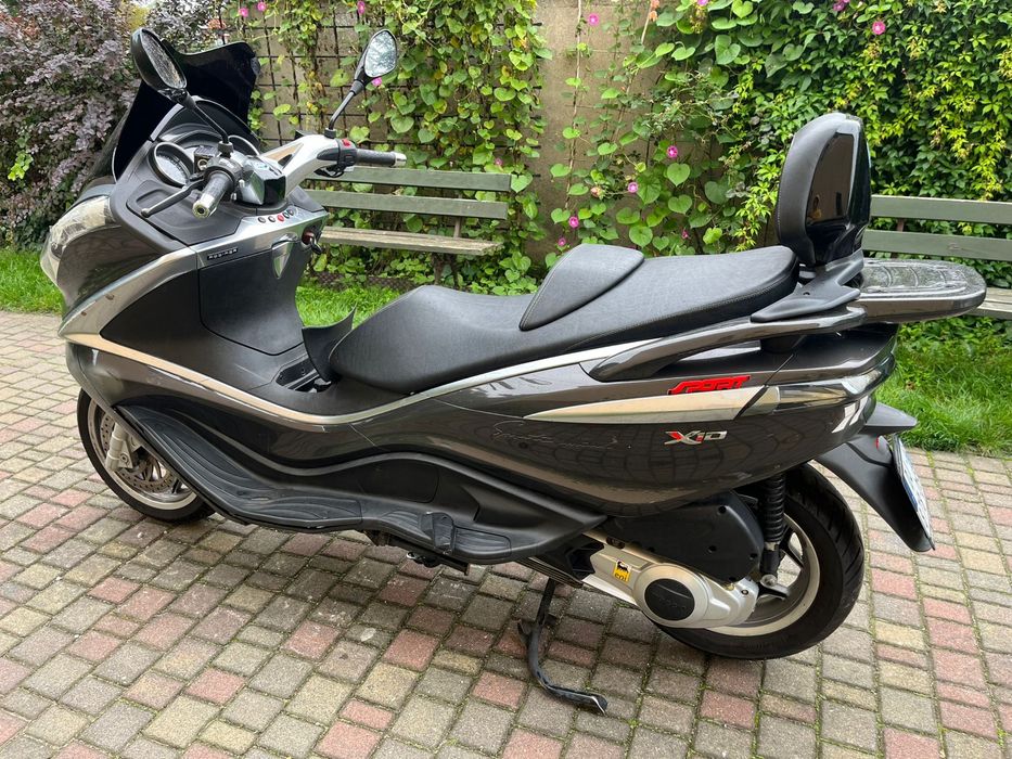 Piaggio X10  125 - 2014 rok - Akrapovic