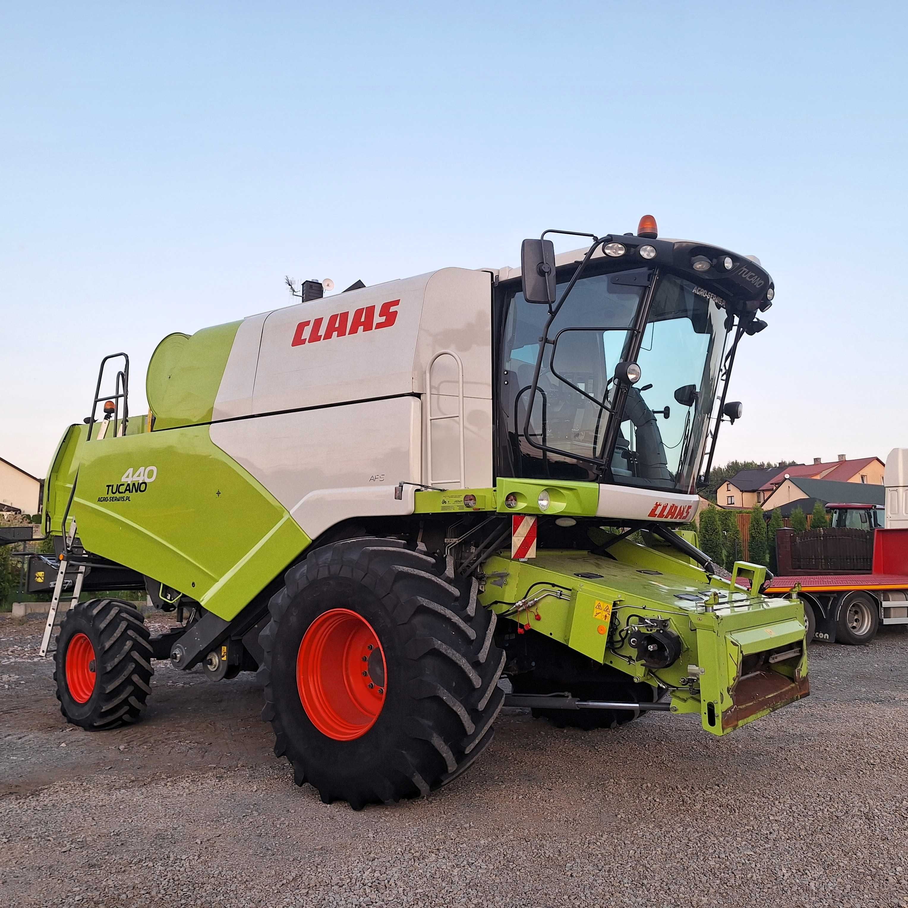 Claas Tucano 440 .2021ROK 690MTG CLAAS CORIO 675 FC Tucano 450 Trion
