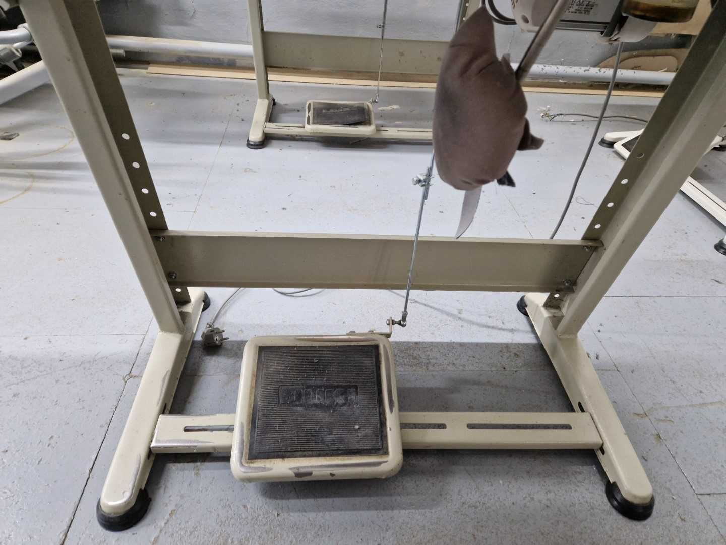Maszyna do szycia przemysłowa stębnówka JUKI DNU 1541