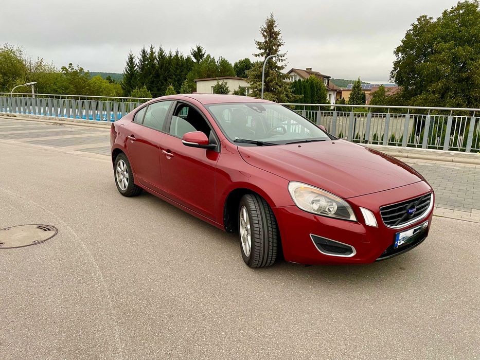 Volvo S60 II gen. ! 2.0 D3 163KM ! Sedan ! Dużo nowych części ! Manual
