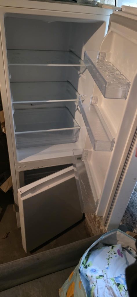 Lodówka Hinense Biala (Rezerwacja)