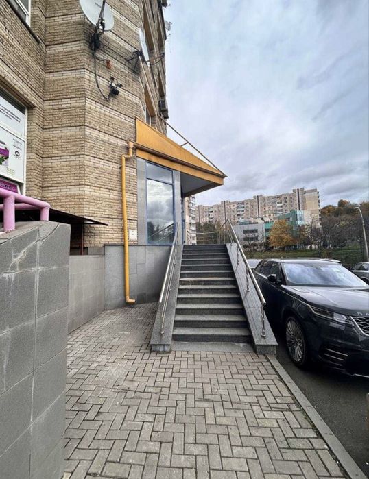 Без комісії! Продаж приміщення. Неж/ф. Окремий вхід.