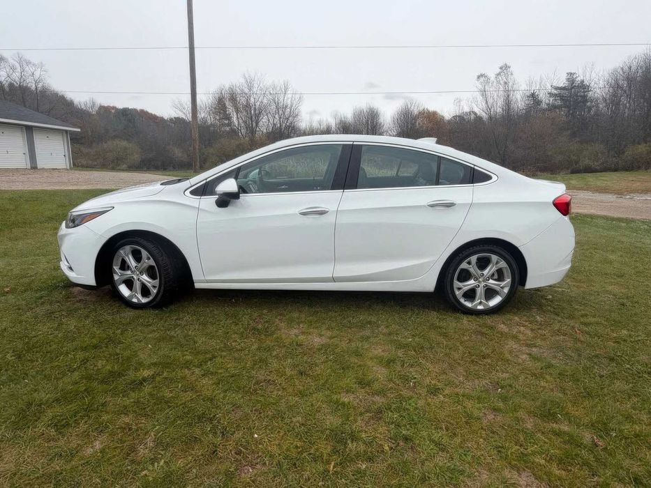 Chevrolet Cruze Premier      2018