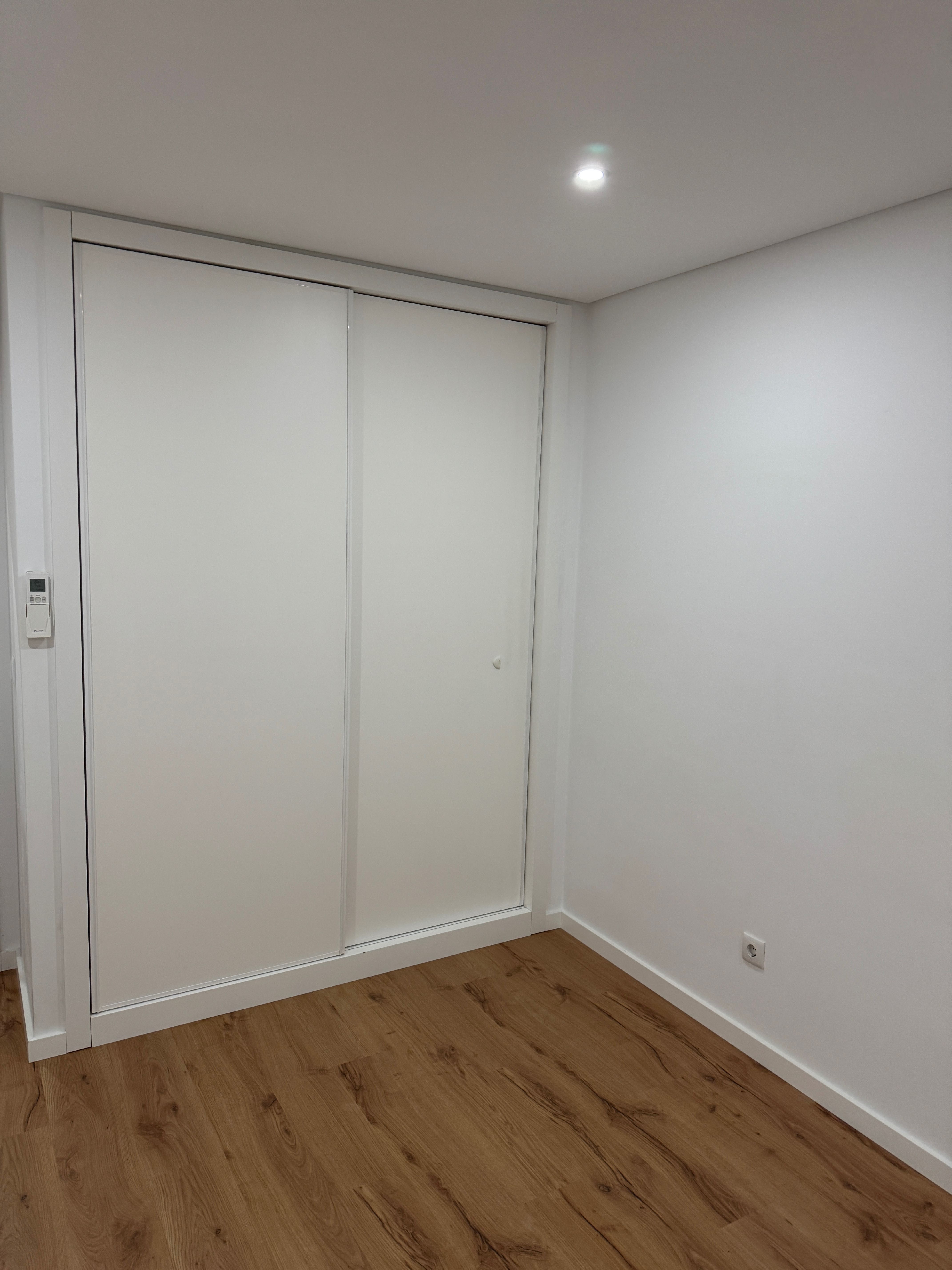 Apartamento T2 semi-novo