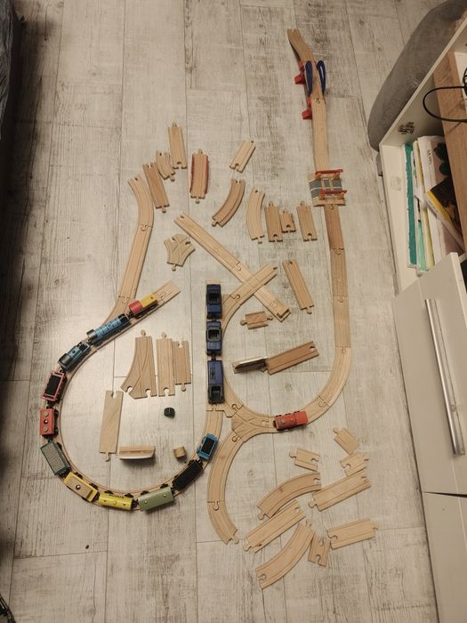 Дерев'яна залізна дорога