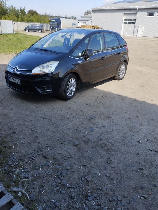 Авто має страховку