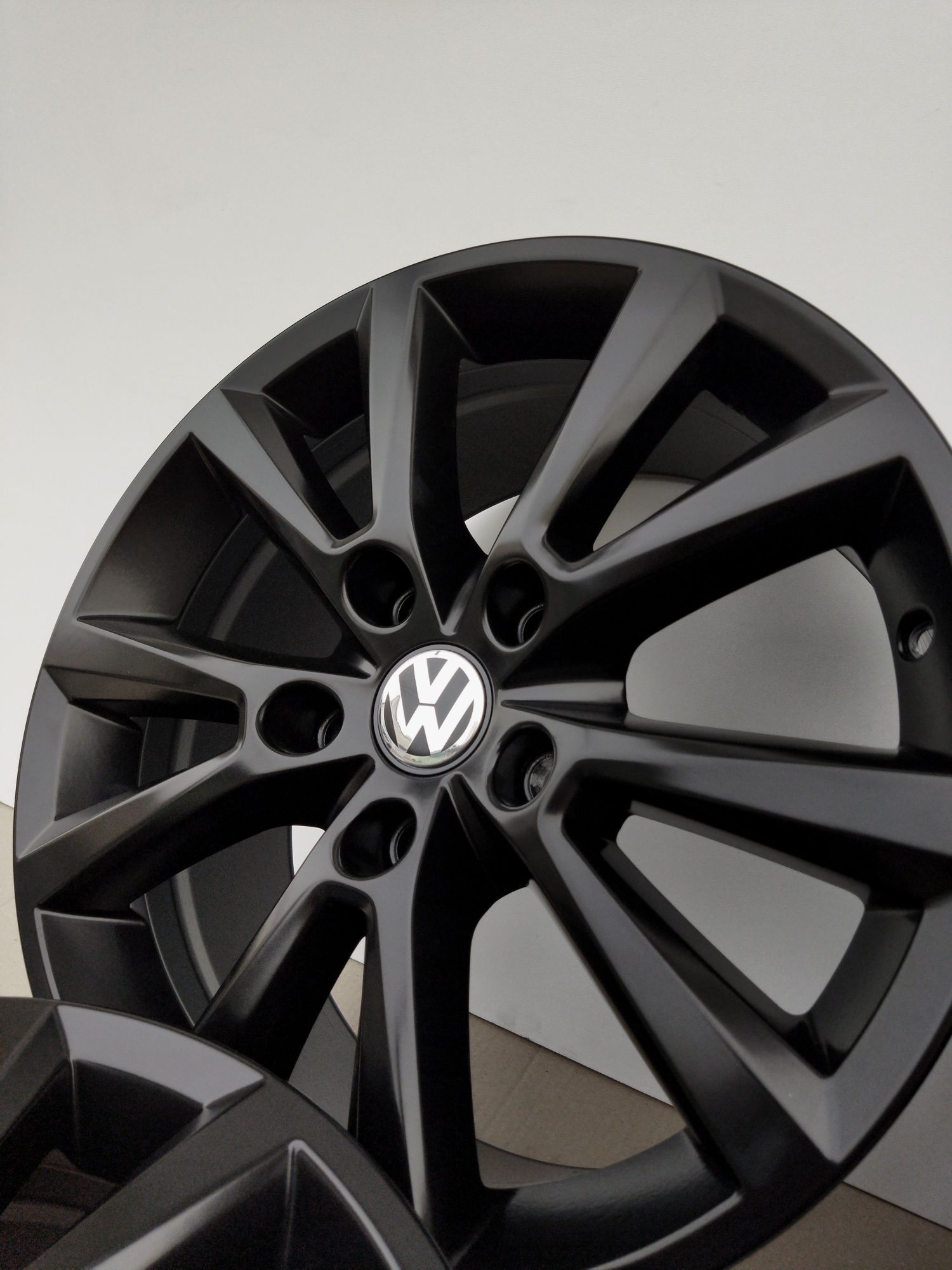 Диски R18 5/130 Volkswagen