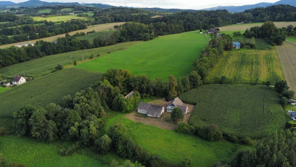 Widokowa działka budowlana z domem w Puńcowie - Cieszyn Ustroń