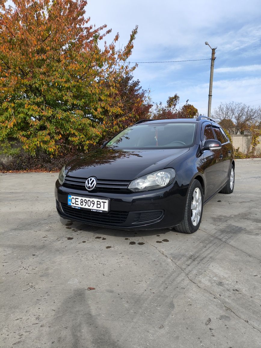 Volkswagen Golf 6 black 2012 Comfortline