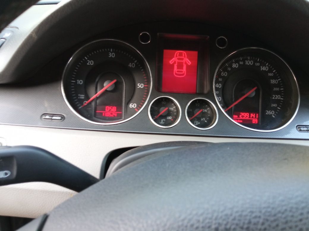 Wszystkie części VW Passat B6 kombi 2.0 TDI LC9X maska zderzak drzwi