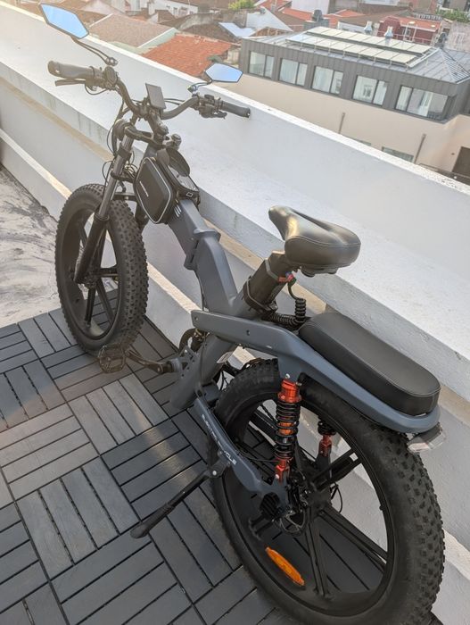 ENGWE X26 Semi nova