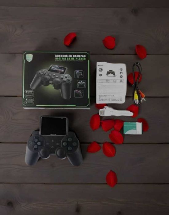 Ретро приставка 2.4 портативна консоль 520 ігор геймпад