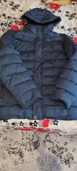Зимова куртка чоловіча