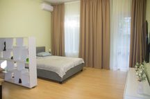 Центр, 1к  почасово посуточно погодинно подобово