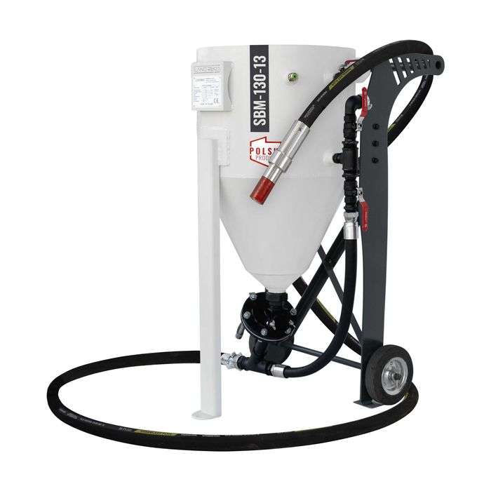 Polska piaskarka syfonowa ciśnieniowa mobilna SBM-130-13 Land Reko