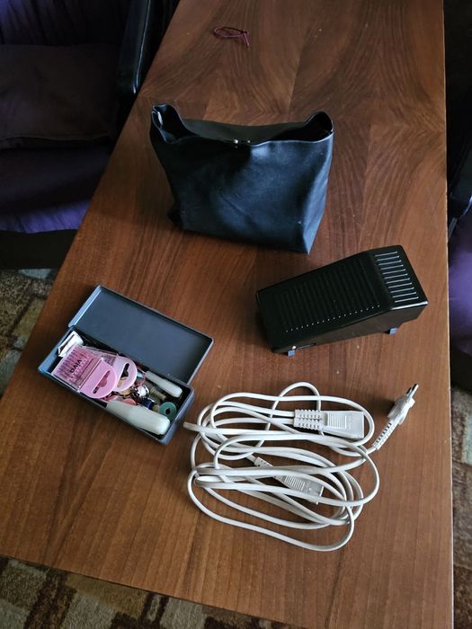 Швейна машинка Чайка 132М із педаллю