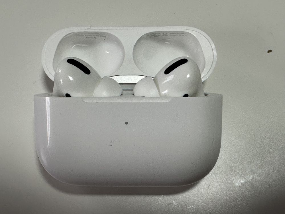 AirPods Pro Оригинал отличное состояние