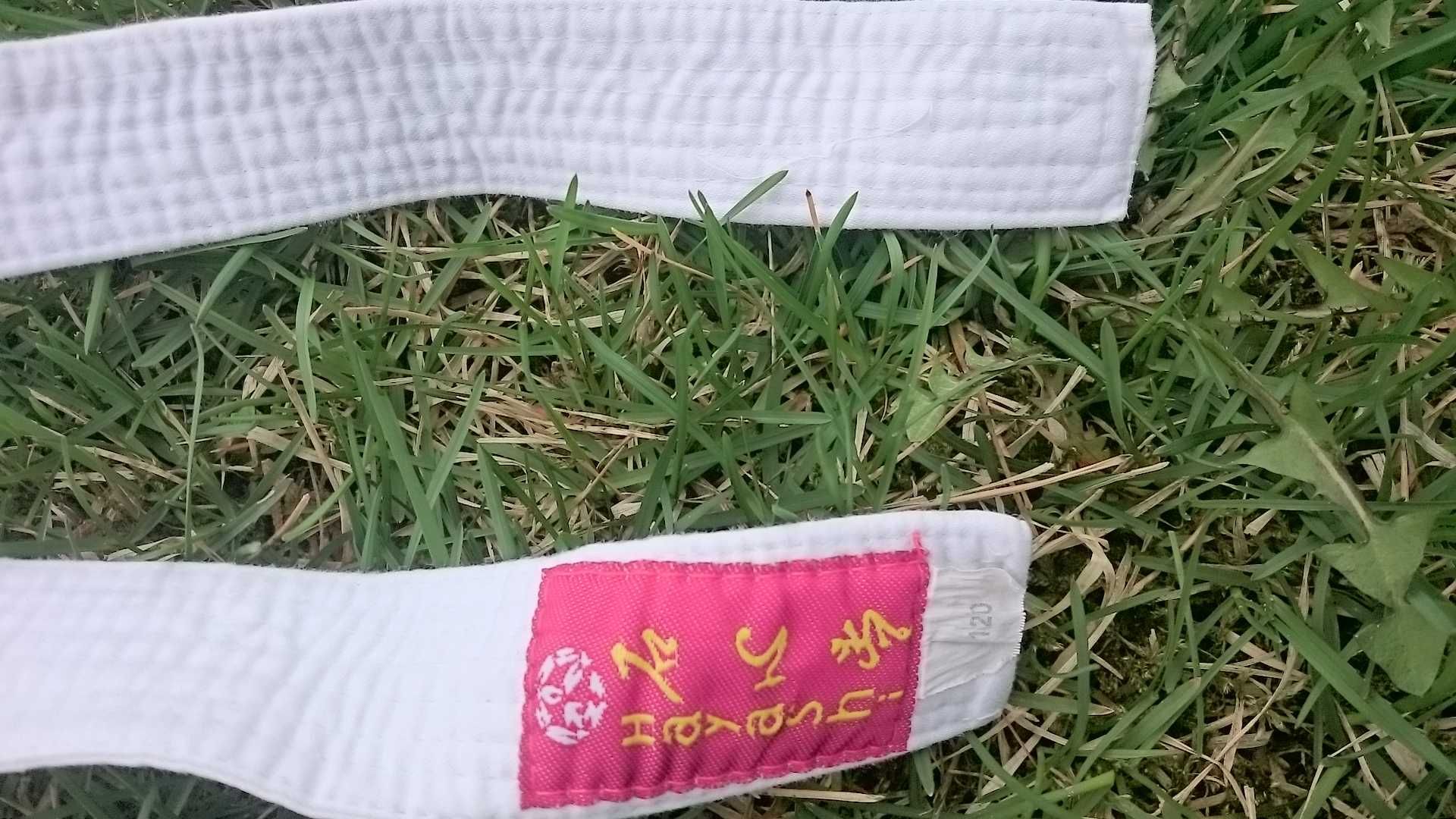 Kimono strój taekwondo spodnie bluza i pas rozmiar 120cm lub S