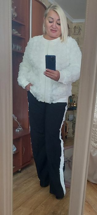 Супербатал! Крутейший костюм EZE бомбер розы+ штаны. 56-58