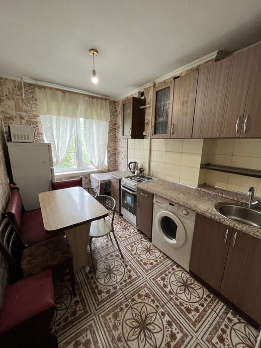 Оренда 3 кімнатної квартири в Центрі вул. Колодезна/ 3 Слобідська.